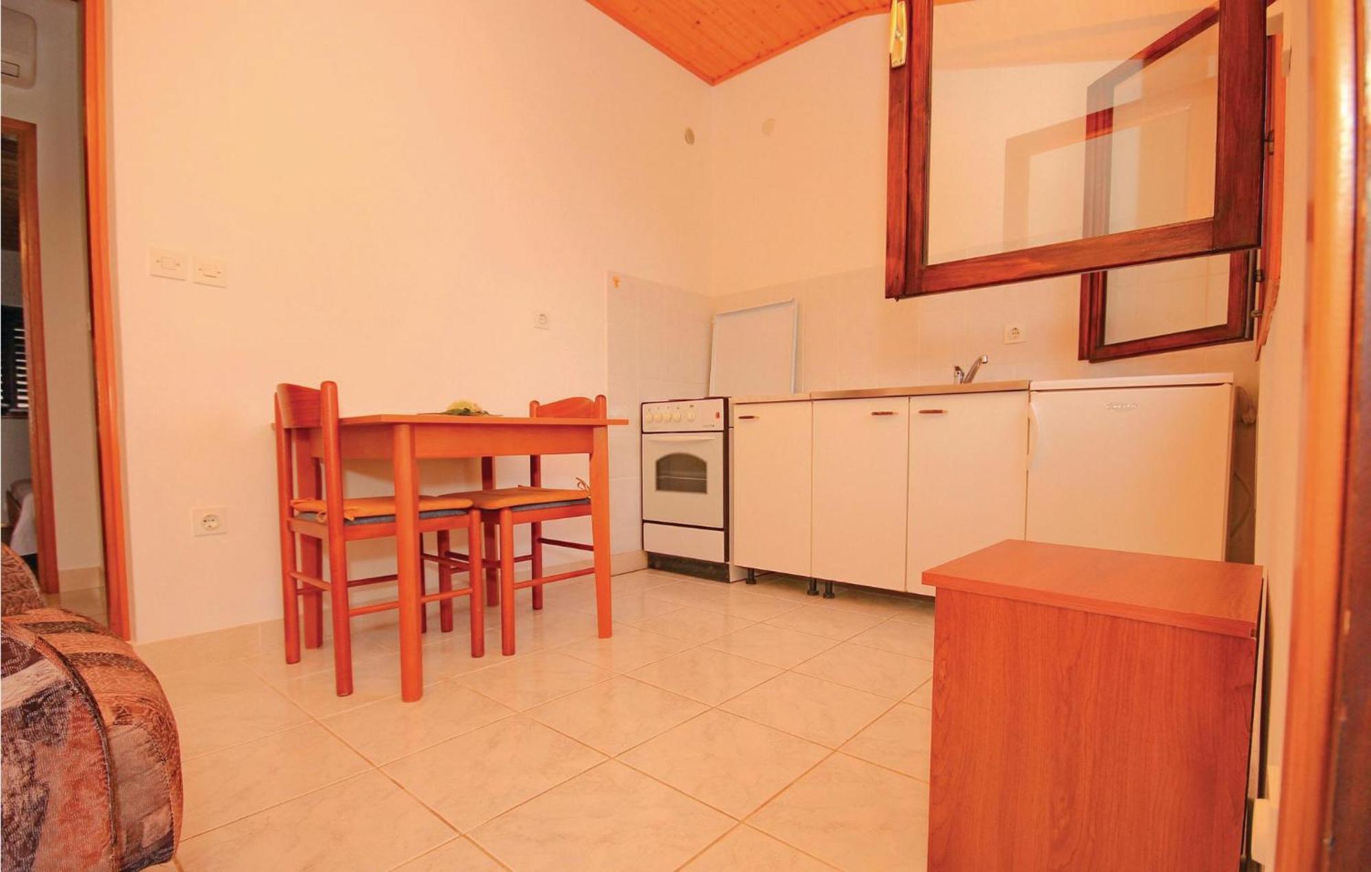 Gorgeous Apartment In Prigradica With Kitchen Exterior photo