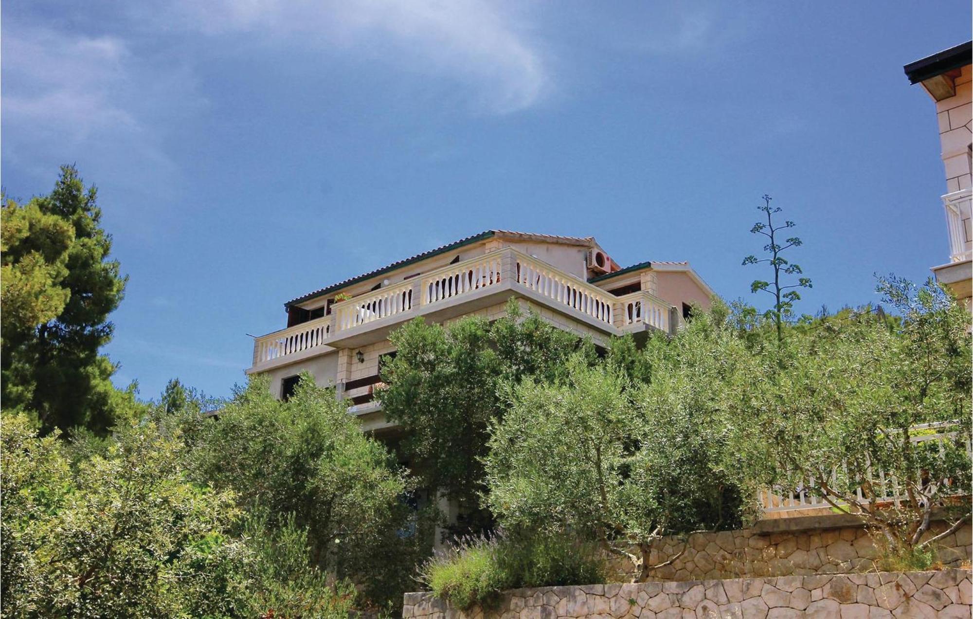 Gorgeous Apartment In Prigradica With Kitchen Exterior photo